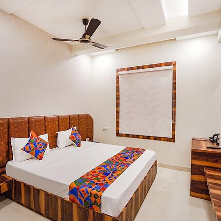 Fabhotel Ts Inn Faithfulganj Ngoại thất bức ảnh