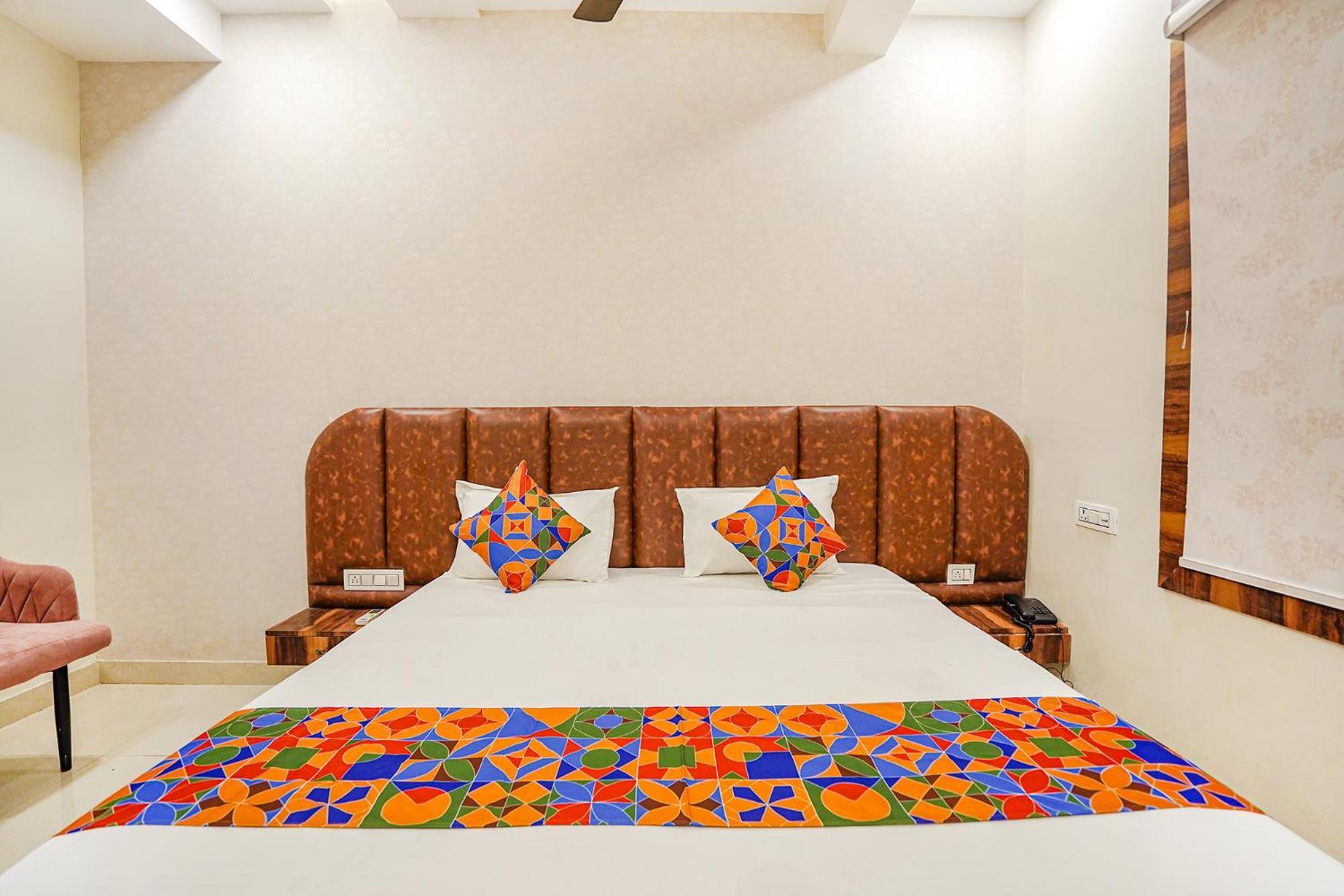 Fabhotel Ts Inn Faithfulganj Ngoại thất bức ảnh