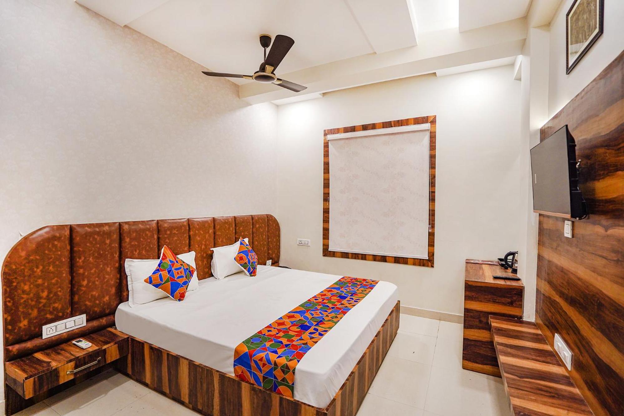Fabhotel Ts Inn Faithfulganj Ngoại thất bức ảnh