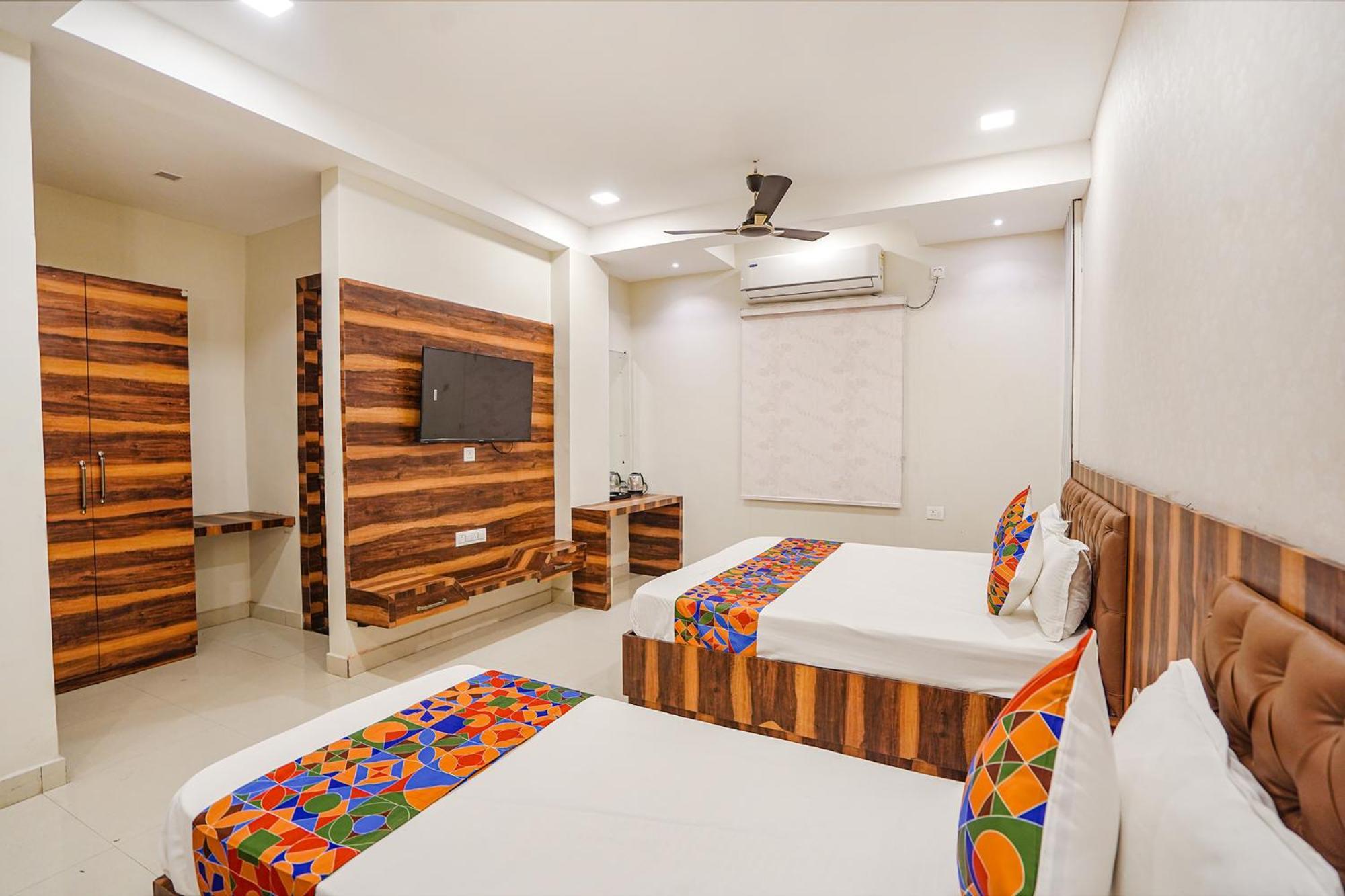 Fabhotel Ts Inn Faithfulganj Ngoại thất bức ảnh
